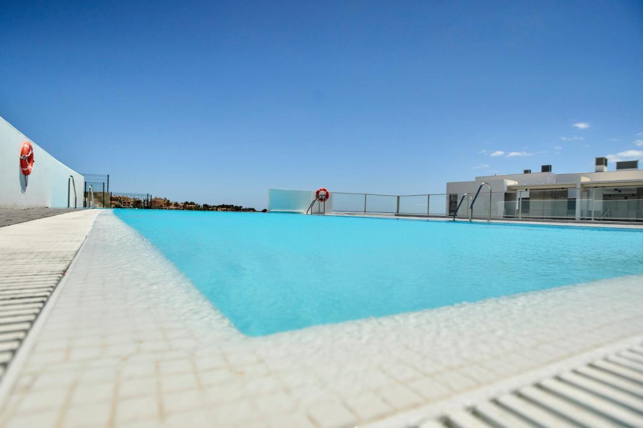 Penthouse With Stunning View And Rooftop Terrace Manilva Bagian luar foto